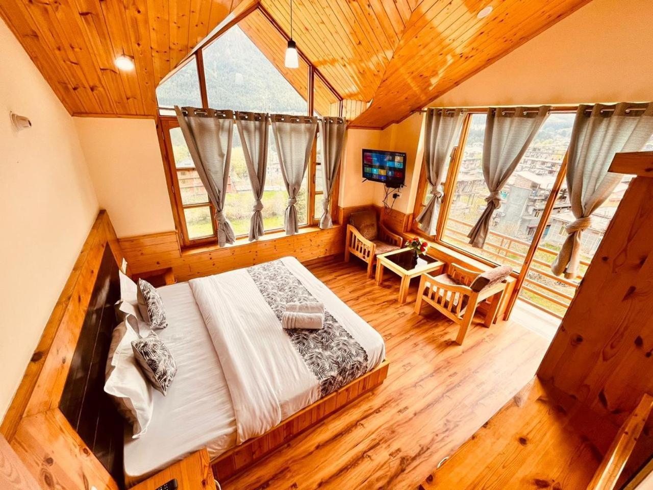 The Rohtang Chalet Hotell Manāli Eksteriør bilde